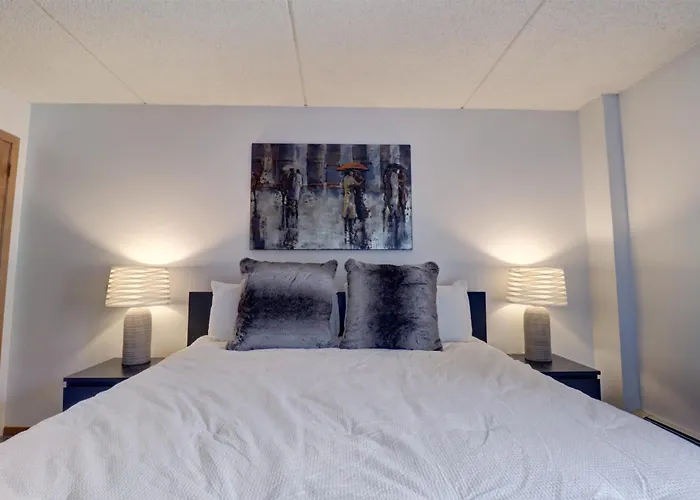 Vs348 Village Square 1br Pet Friendly *